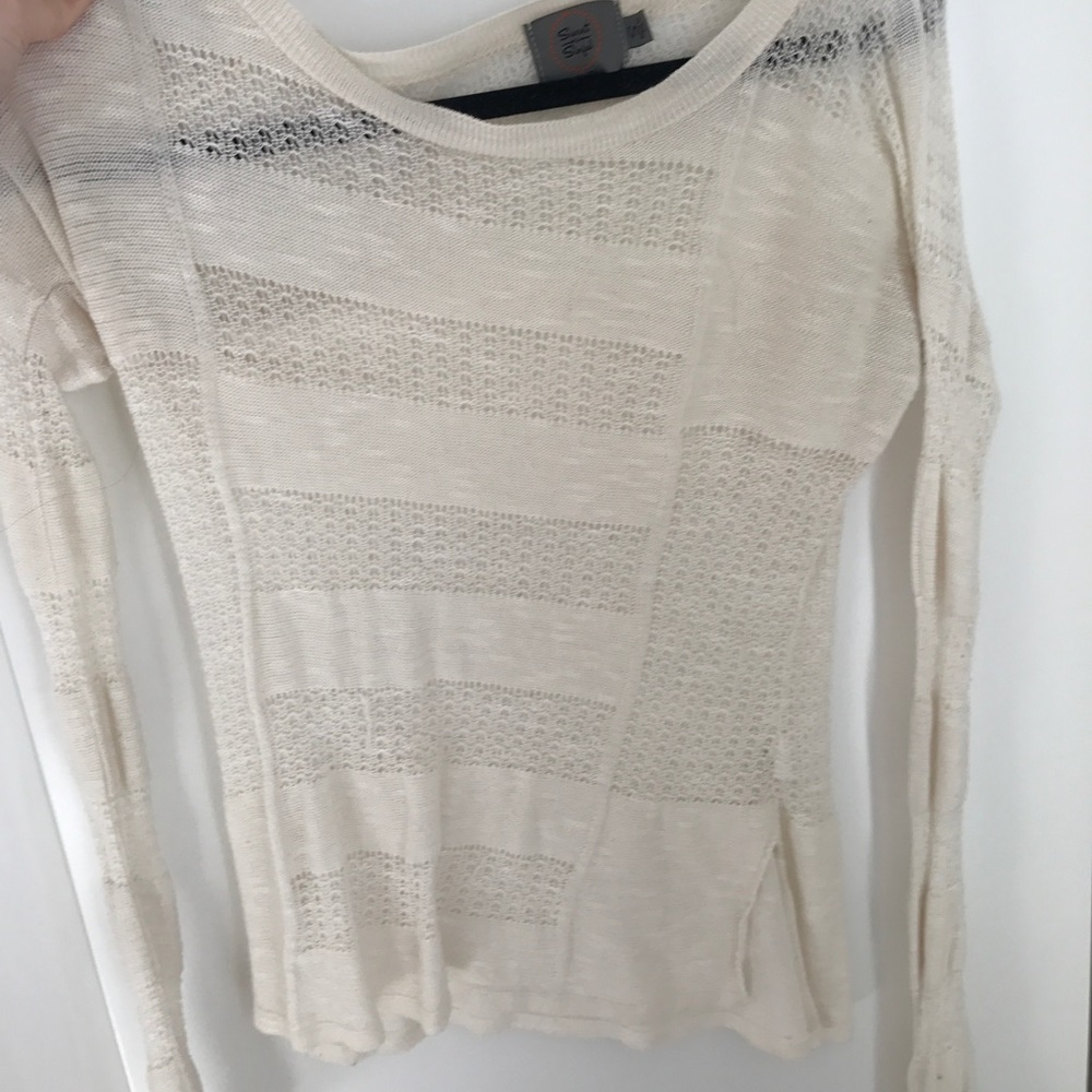 white sweater/ long sleeve